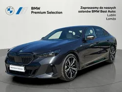 Szary sophisto z brylantowym połyskiem metalizowany Używany 2024 BMW 520 Comfort Edition Sedan/Limuzyna | 299 900 zł (Drogi)