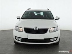 Biały Używany 2015 Skoda Octavia Kombi | 34 999 zł (Uczciwa cena)