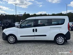 Biały Używany 2017 Opel Combo Minivan | 25 990 zł (Dobra cena)