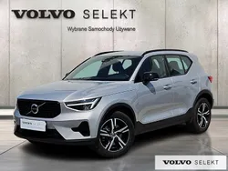 Srebrny Używany 2024 Volvo XC40 SUV | 165 900 zł (Uczciwa cena)