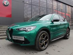 Lakier specjalny zielony montreal green Nowe 2025 Alfa Romeo Stelvio SUV | 263 900 zł