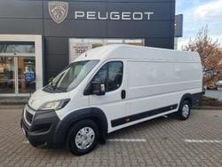 Biały Używany 2018 Peugeot Boxer Van | 71 900 zł