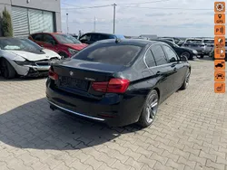 Czarny (metalik, perła) Używany 2018 BMW 330 Sedan/Limuzyna | 56 900 zł