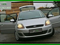 Srebrny Używany 2008 Ford SportKa Sport Hatchback | 8900 zł