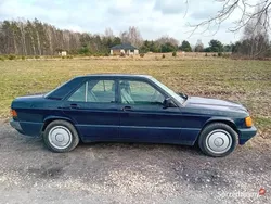 Granatowy Używany 1991 Mercedes 190 Sedan/Limuzyna | 20 000 zł
