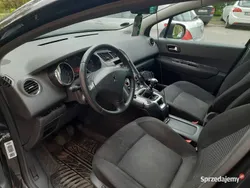 Czarny Używany 2010 Peugeot 5008 Minivan | 26 000 zł (Uczciwa cena)