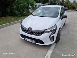 Biały Używany 2023 Renault Clio V Hatchback | 59 900 zł (Uczciwa cena)