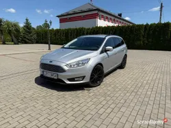 Srebrny Używany 2017 Ford Focus Sedan/Limuzyna | 34 900 zł (Dobra cena)