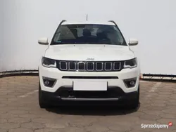 Biały Używany 2019 Jeep Compass SUV | 75 999 zł (Uczciwa cena)