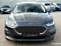 Szary Używany 2020 Ford Mondeo Vignale Sedan/Limuzyna | 74 700 zł (Dobra cena)