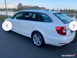 Biały Używany 2015 Skoda Superb Kombi | 39 900 zł (Dobra cena)