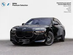 Czarny szafir metalizowany Używany 2024 BMW 740 Comfort Edition Sedan/Limuzyna | 589 900 zł