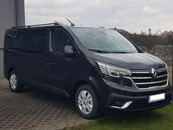 Czarny Używany 2023 Renault Trafic Minivan | 172 900 zł