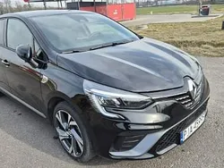 Czarny (metalik) Używany 2023 Renault Clio V R.S. Hatchback | 67 200 zł (Drogi)