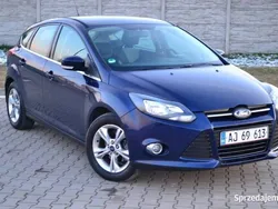 Niebieski Używany 2012 Ford Focus Hatchback | 24 900 zł (Uczciwa cena)