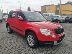Czerwony Używany 2013 Skoda Yeti SUV | 10 500 zł