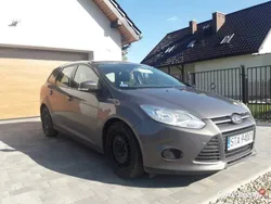 Szary Używany 2013 Ford Focus Kombi | 21 950 zł (Uczciwa cena)