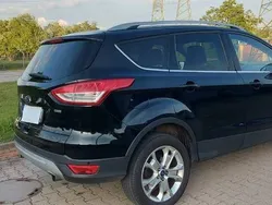 Czarny Używany 2013 Ford Kuga Trend SUV | 39 000 zł (Uczciwa cena)