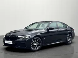 Czarny szafir metalizowany Używany 2022 BMW 520 Shadowline Sedan/Limuzyna | 179 900 zł (Drogi)