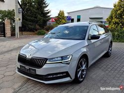 Szary Używany 2020 Skoda Superb SportLine Kombi | 88 900 zł