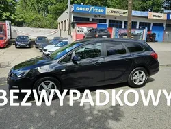 Czarny Używany 2014 Opel Astra Kombi | 20 999 zł (Dobra cena)