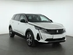 Biały Używany 2021 Peugeot 5008 Minivan | 99 999 zł (Uczciwa cena)