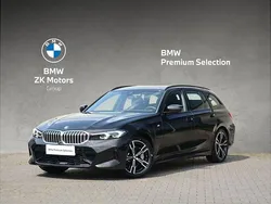 Czarny szafir metalizowany Używany 2024 BMW 330 Shadowline Kombi | 199 900 zł (Super Cena)