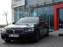 Czarny (metalik) Używany 2021 BMW M550 Sedan/Limuzyna | 113 820 zł