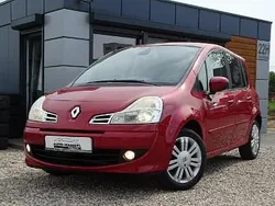 Bordowy (metalik) Używany 2009 Renault Modus Minivan | 9900 zł (Uczciwa cena)