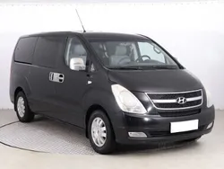 Czarny Używany 2009 Hyundai H-1 Minivan | 39 999 zł