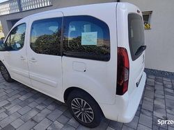 Biały Używany 2014 Peugeot TePee Minivan | 19 900 zł