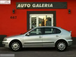 Srebrny (metalik) Używany 2001 Seat Leon Hatchback | 12 900 zł (Drogi)