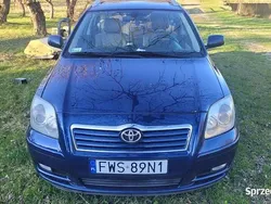Granatowy Używany 2003 Toyota Avensis T2 Kombi | 4200 zł (Dobra cena)