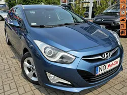 Niebieski Używany 2012 Hyundai i40 Kombi | 26 900 zł (Uczciwa cena)