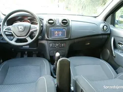Czarny Używany 2016 Dacia Sandero Hatchback | 23 500 zł (Uczciwa cena)