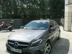 Szary Używany 2016 Mercedes A160 Hatchback | 70 000 zł