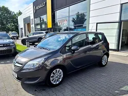 Szary Używany 2015 Opel Meriva Essentia Minivan | 19 900 zł (Dobra cena)