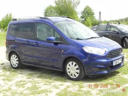 Niebieski Używany 2014 Ford Tourneo Courier Titanium Minivan | 20 000 zł (Dobra cena)