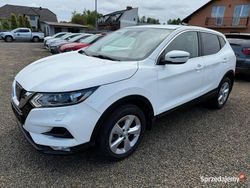 Biały Używany 2017 Nissan Qashqai SUV | 57 500 zł (Uczciwa cena)