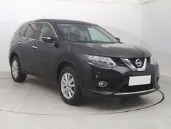 Czarny Używany 2015 Nissan X-Trail SUV | 45 999 zł (Uczciwa cena)