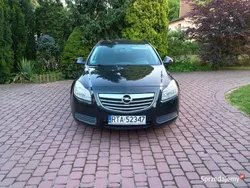 Czarny Używany 2010 Opel Insignia Design Edition Kombi | 24 500 zł (Uczciwa cena)