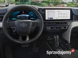 Biały Używany 2022 Toyota Camry Hybrid Comfort Sedan/Limuzyna | 164 470 zł