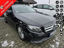 Czarny Używany 2016 Mercedes E220 Avantgarde Sedan/Limuzyna | 95 900 zł (Uczciwa cena)