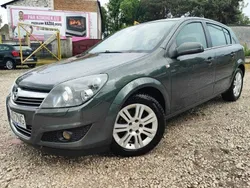 Zielony (metalik) Używany 2009 Opel Astra Cosmo Hatchback | 14 900 zł (Uczciwa cena)