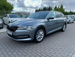 Szary Używany 2020 Skoda Superb Kombi | 88 000 zł (Uczciwa cena)