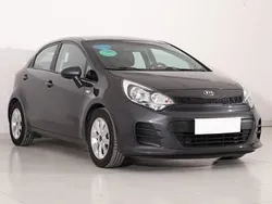 Szary Używany 2016 Kia Rio Hatchback | 28 999 zł (Uczciwa cena)