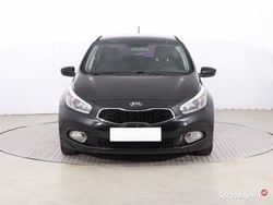 Czarny Używany 2013 Kia Ceed Hatchback | 23 999 zł (Uczciwa cena)