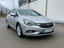 Srebrny Używany 2019 Opel Astra Sedan/Limuzyna | 42 999 zł (Uczciwa cena)