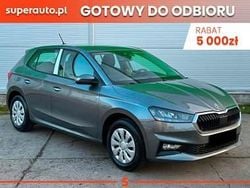 Inny kolor Nowe 2025 Skoda Fabia Essence Hatchback | 71 450 zł (Uczciwa cena)
