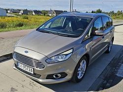 Szary Używany 2017 Ford S-MAX Titanium Minivan | 52 800 zł (Uczciwa cena)